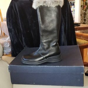 BRAND NEW Girl's boots